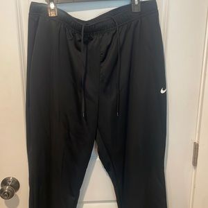 Nike women’s athletic pants